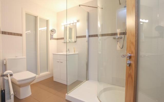 Queens Large 2 Bdr & 1 Bdr Apartments By Belfast City Breaks Buitenkant foto